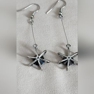 Star dangling earrings